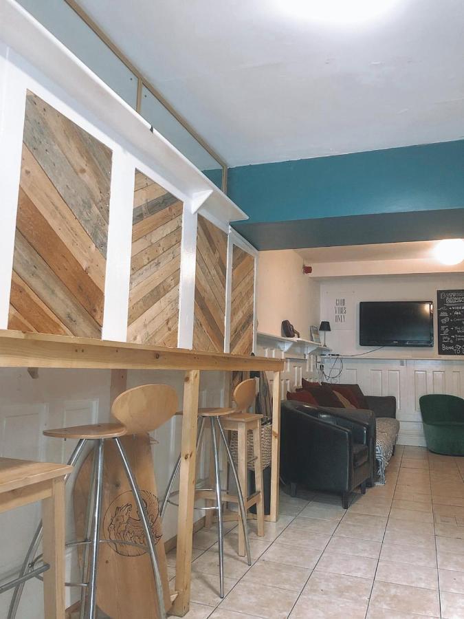 Lahinch -Beach -Surf- Hostel Extérieur photo