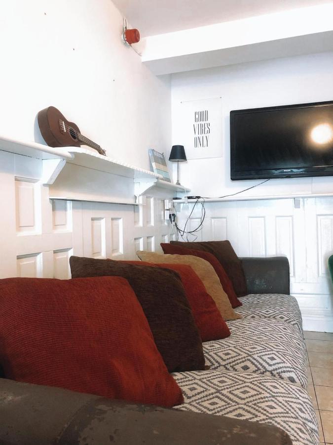 Lahinch -Beach -Surf- Hostel Extérieur photo