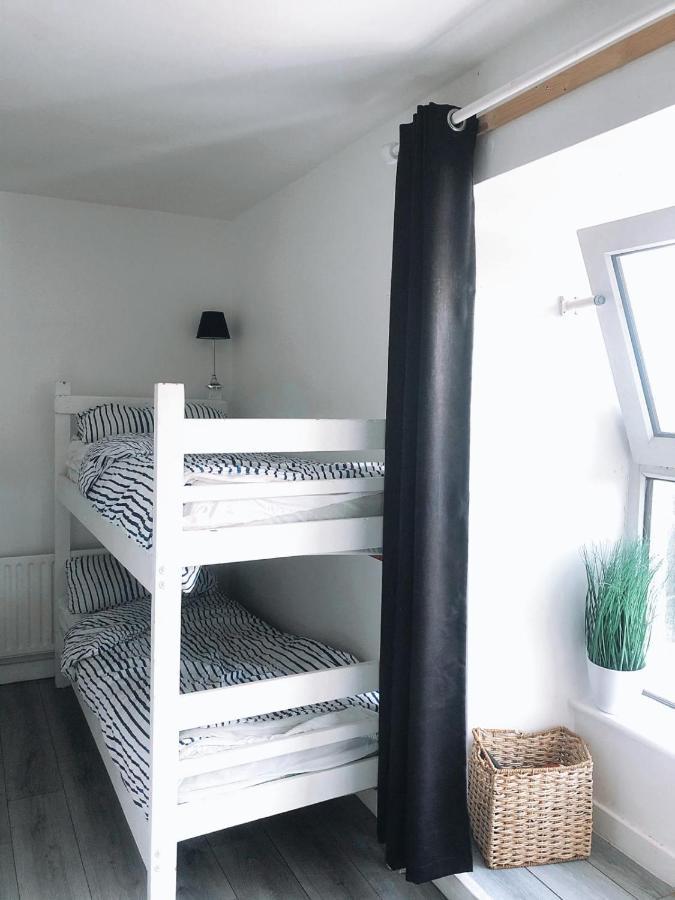 Lahinch -Beach -Surf- Hostel Extérieur photo
